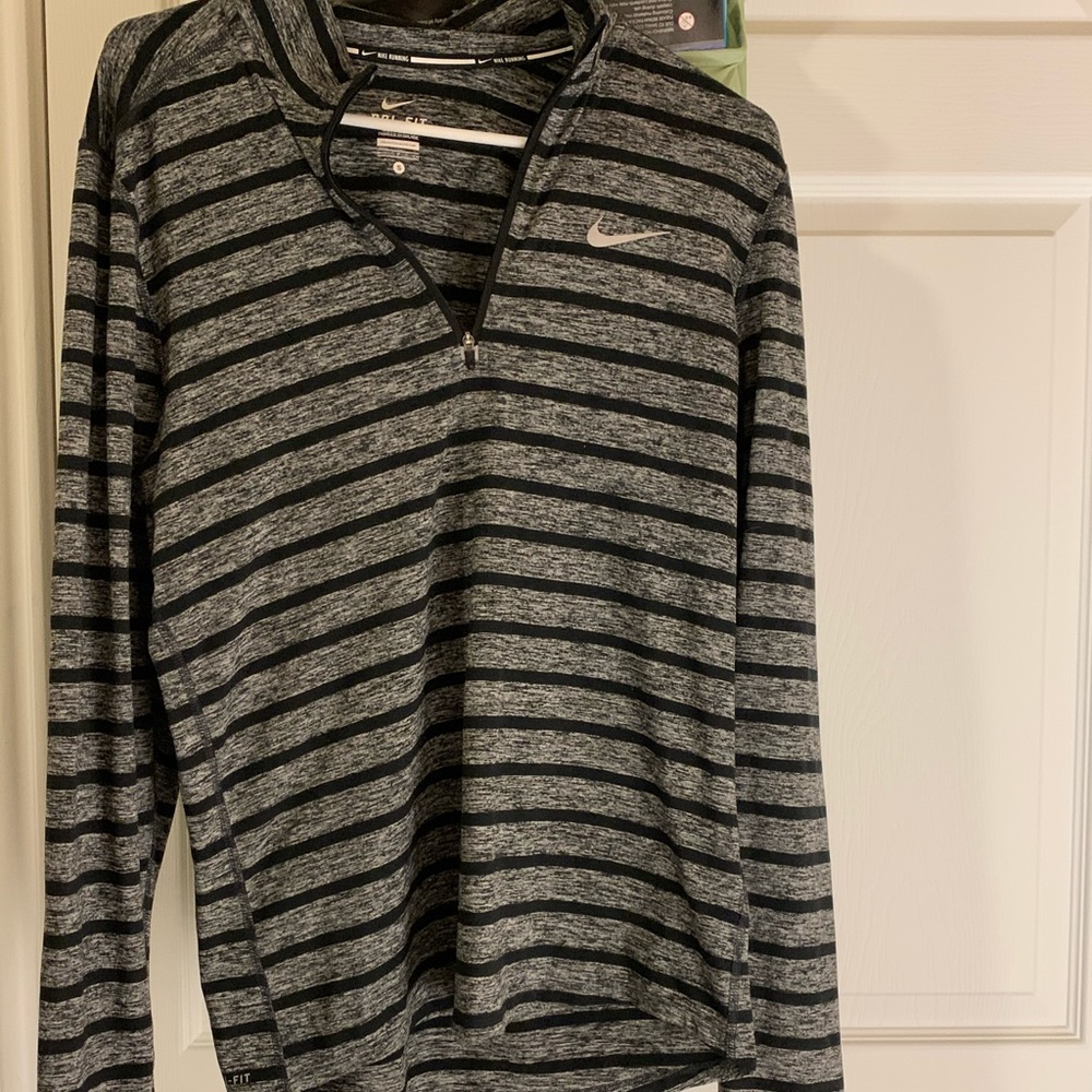 Nike Element quarter zip